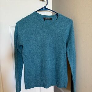 Tahari Women’s Blue Sweater